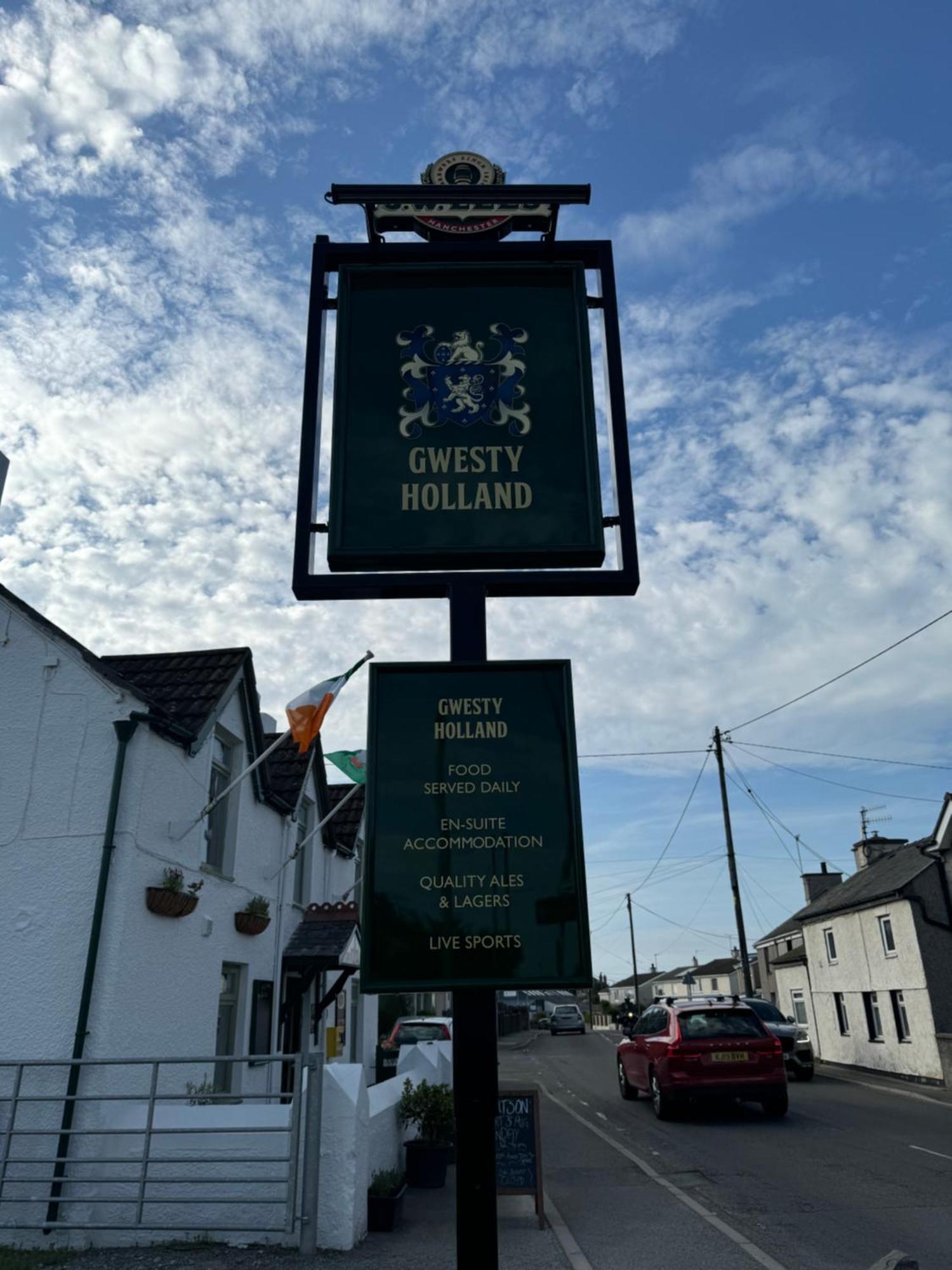 Holland Hotel Llanfachraeth ภายนอก รูปภาพ